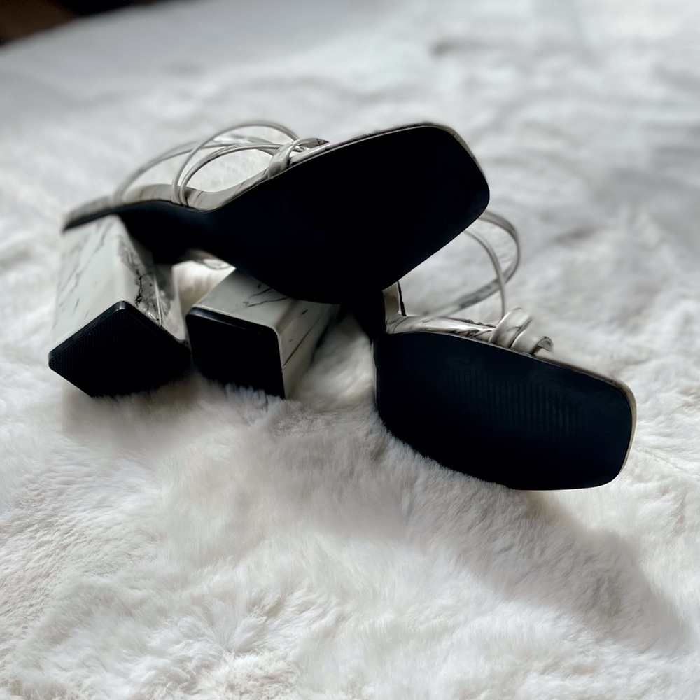 🖤🤍 Pretty Little Things 🖤🤍 New! Marble Heels - Picture 6 of 12
